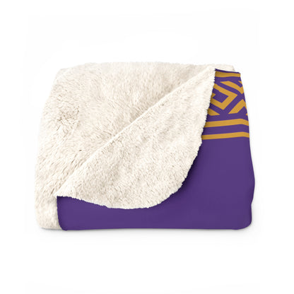 “Little Queen Sherpa” Fleece Blanket – Cozy, Regal Comfort for Black Girls